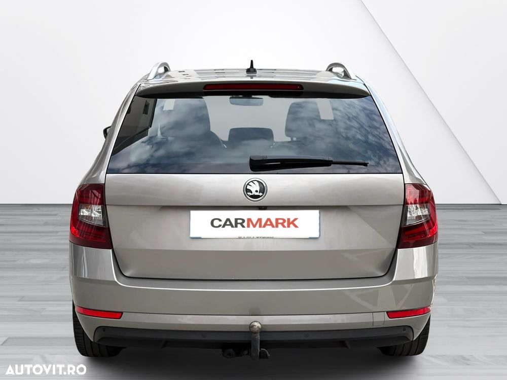 Skoda Octavia 2.0 TDI DSG Drive - 6