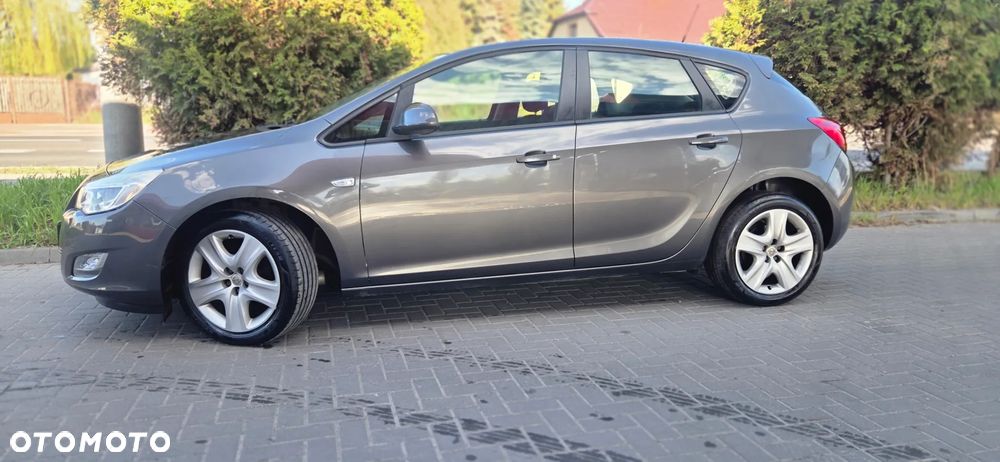 Opel Astra 1.6 Active - 8