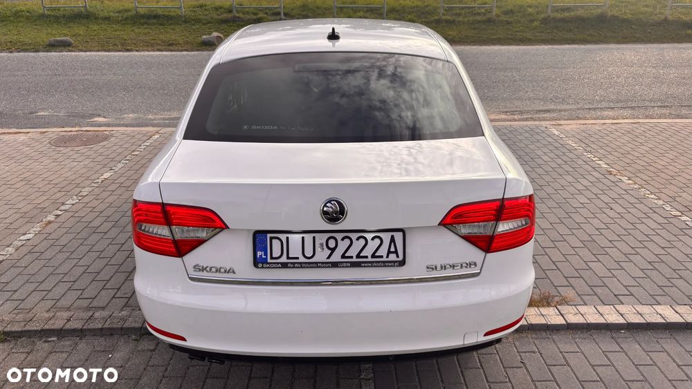 Skoda Superb 2.0 TDI Platinum DSG - 4