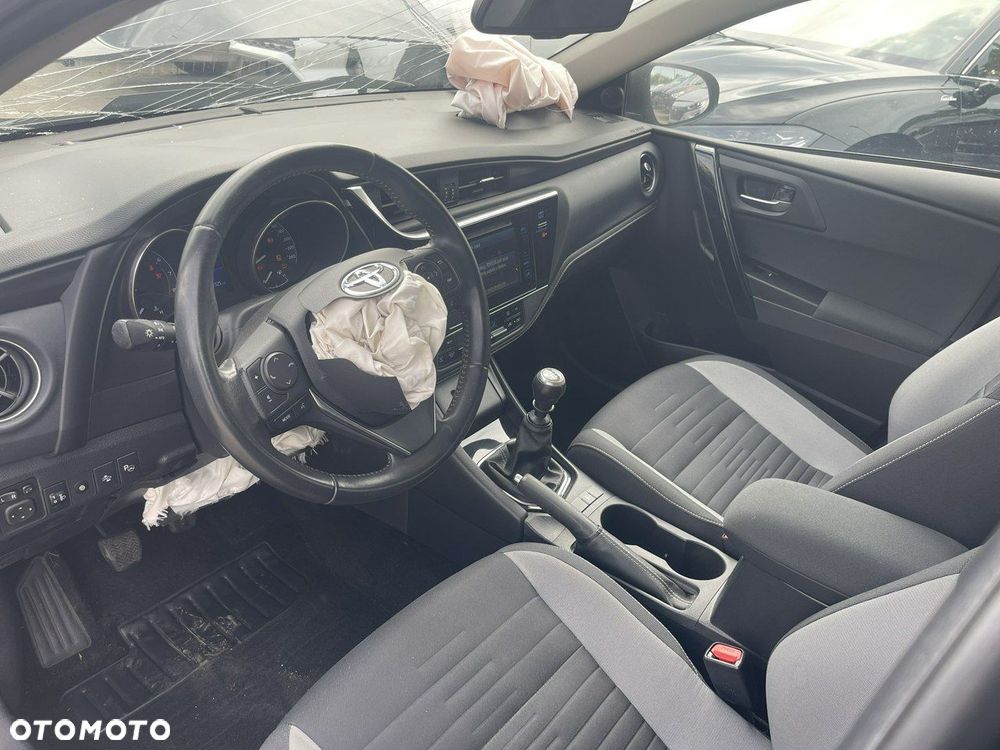 Toyota Auris 1.6 Active - 5