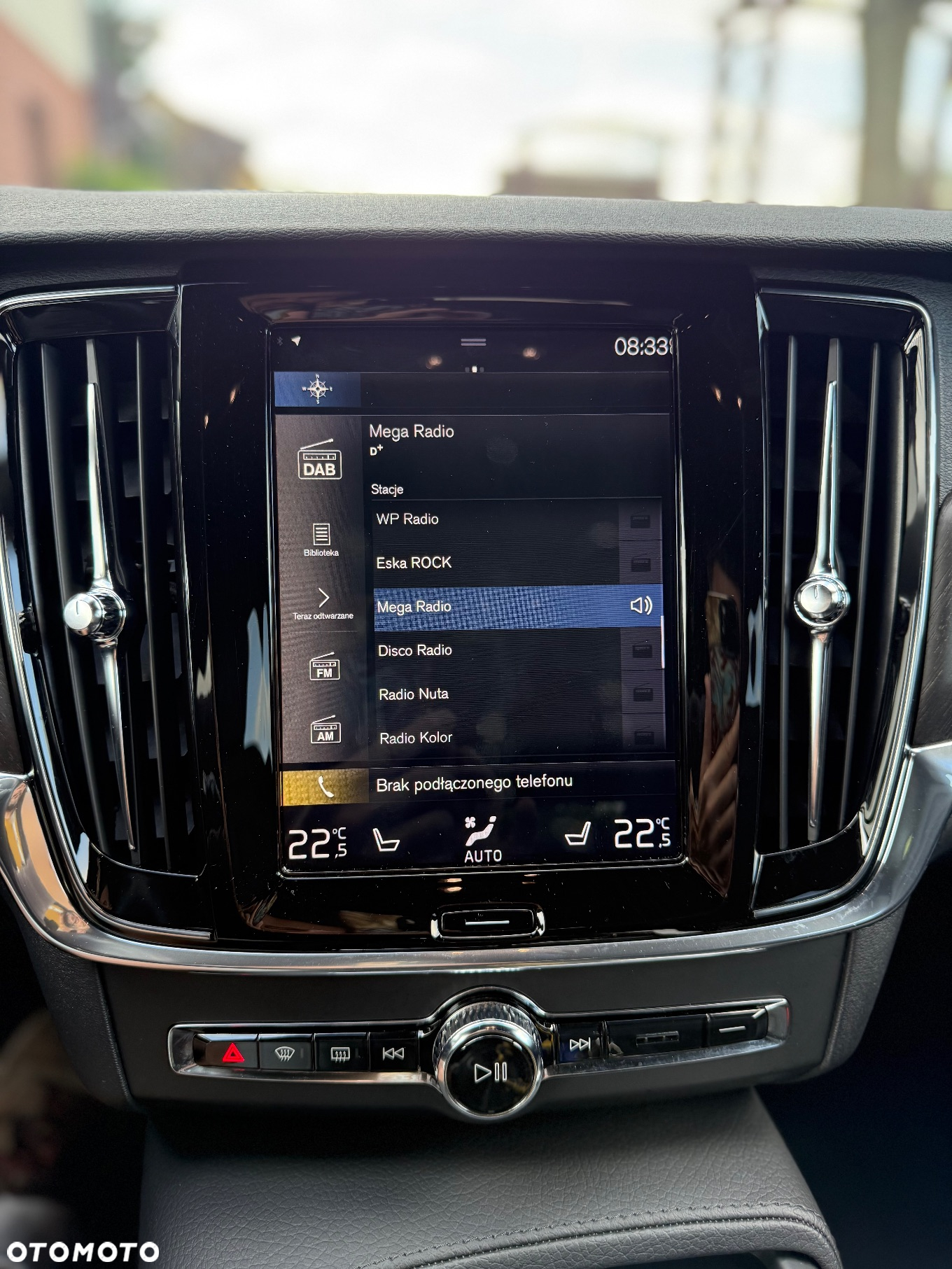 Volvo V90 Cross Country D4 AWD Geartronic Pro - 27