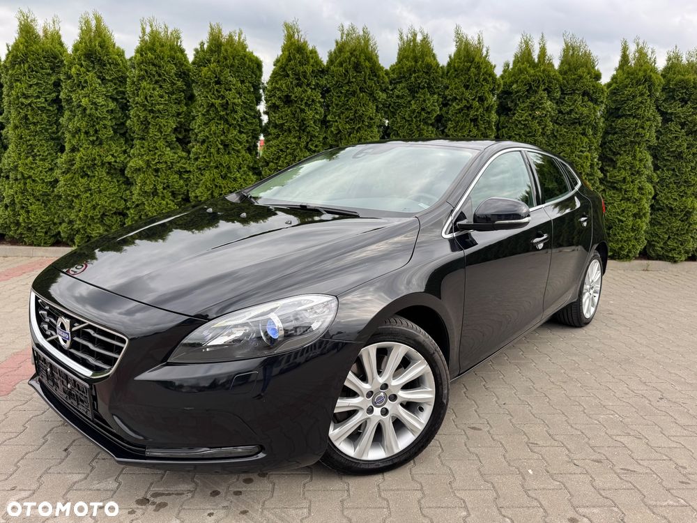 Volvo V40 D4 Geartronic Summum - 2