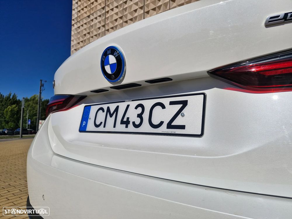 BMW i4 - 31