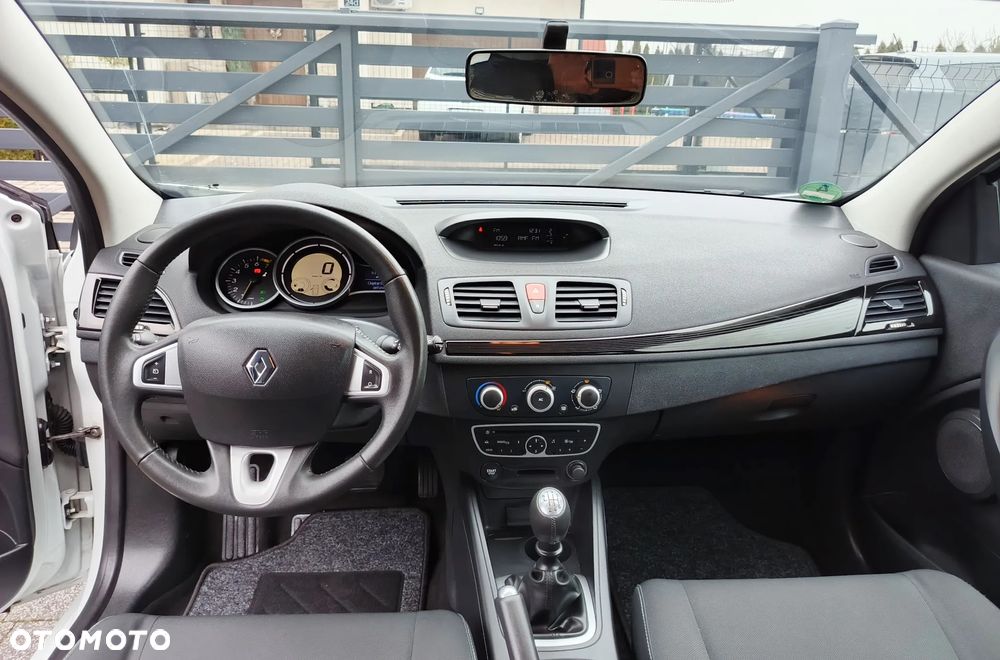 Renault Megane 1.6 16V Sport Way - 17