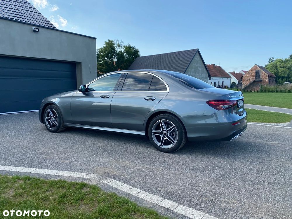 Mercedes-Benz Klasa E 220 d 4-Matic AMG - 11