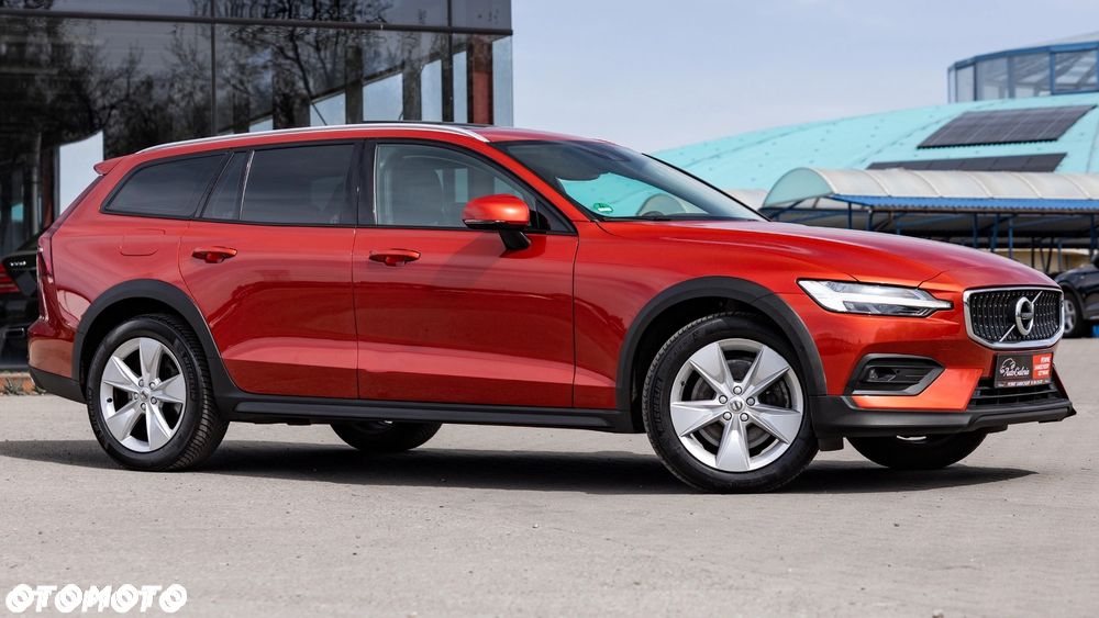 Volvo V60 Cross Country T5 AWD Geartronic Pro - 5