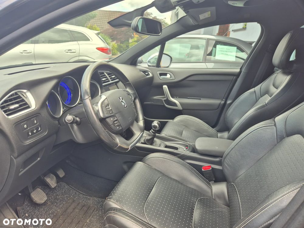 Citroën DS4 1.2 PureTech Chic S&S - 10