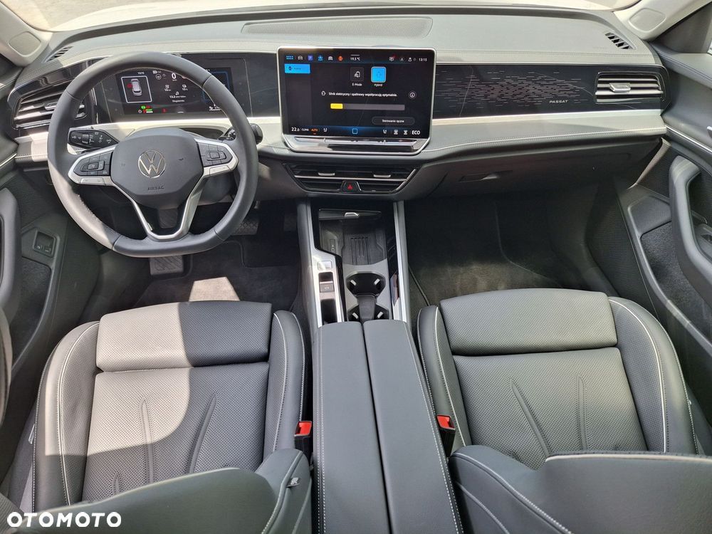 Volkswagen Passat - 27