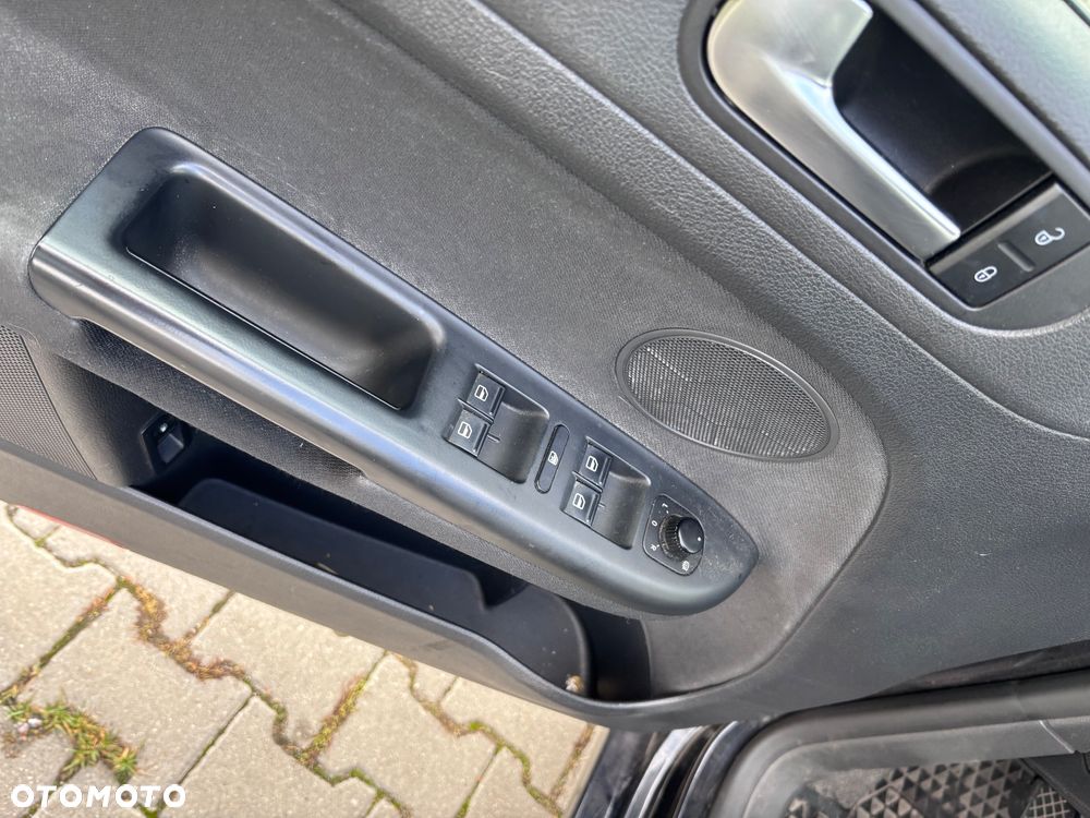 Volkswagen Golf Plus - 19