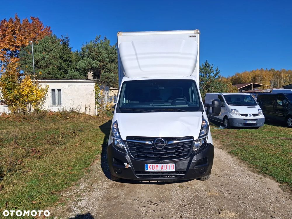Opel Movano