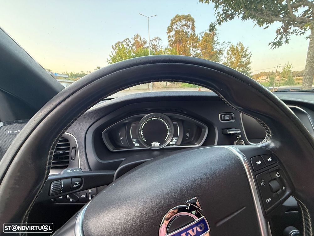 Volvo V40 D4 RDesign - 9