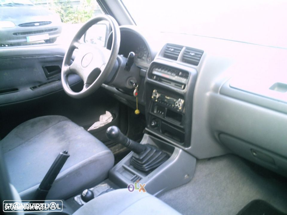 Suzuki vitara 2.0 hdi de 2001 para peças - 4