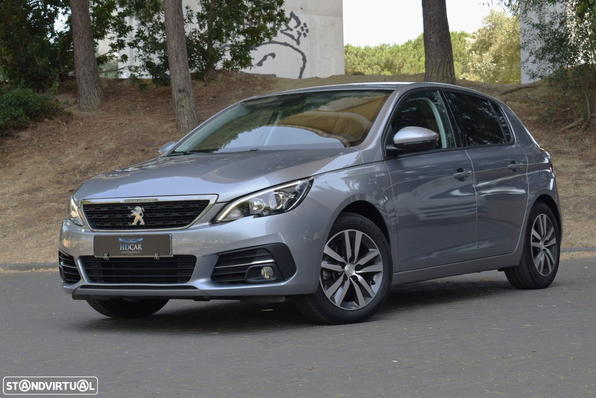 Peugeot 308 1.2 PureTech Style - 1