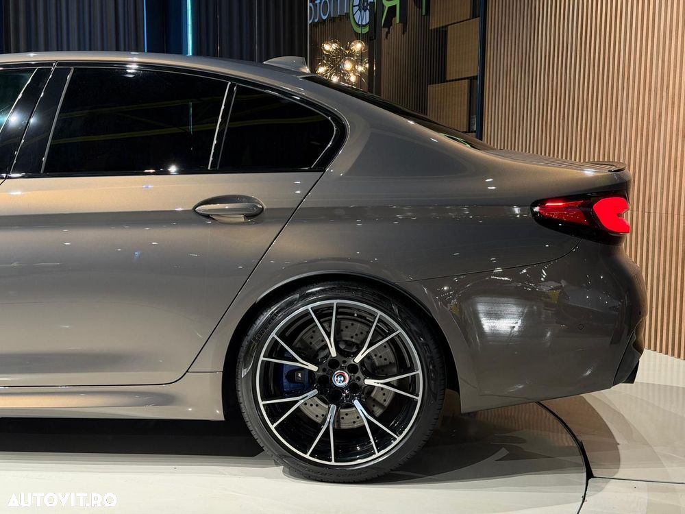 BMW M5 - 32