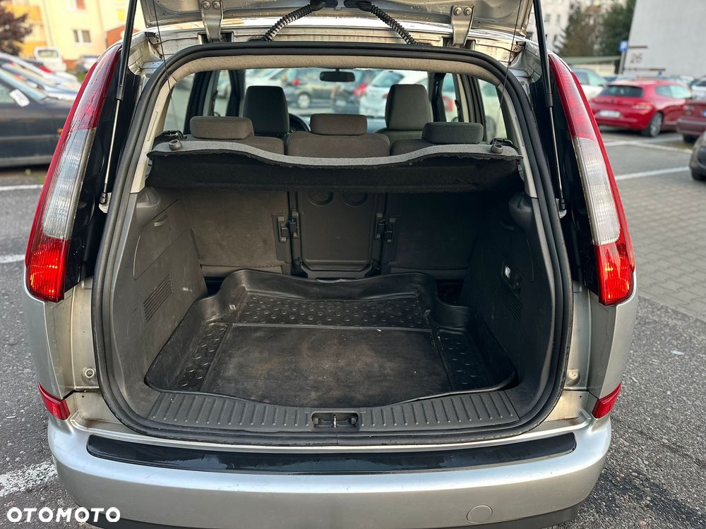 Ford Focus C-Max - 14