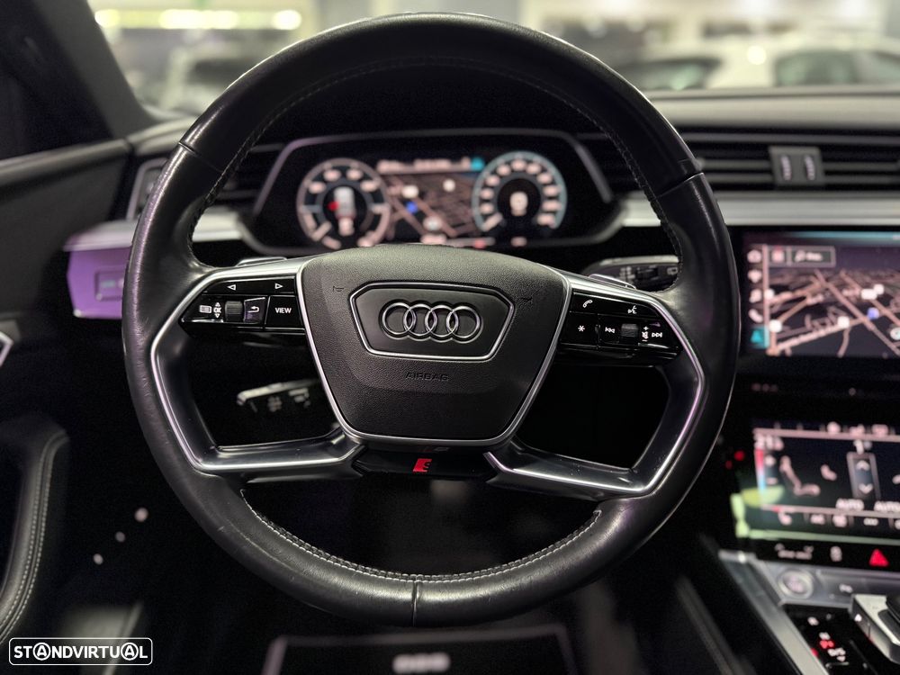 Audi e-tron 50 quattro S line - 25