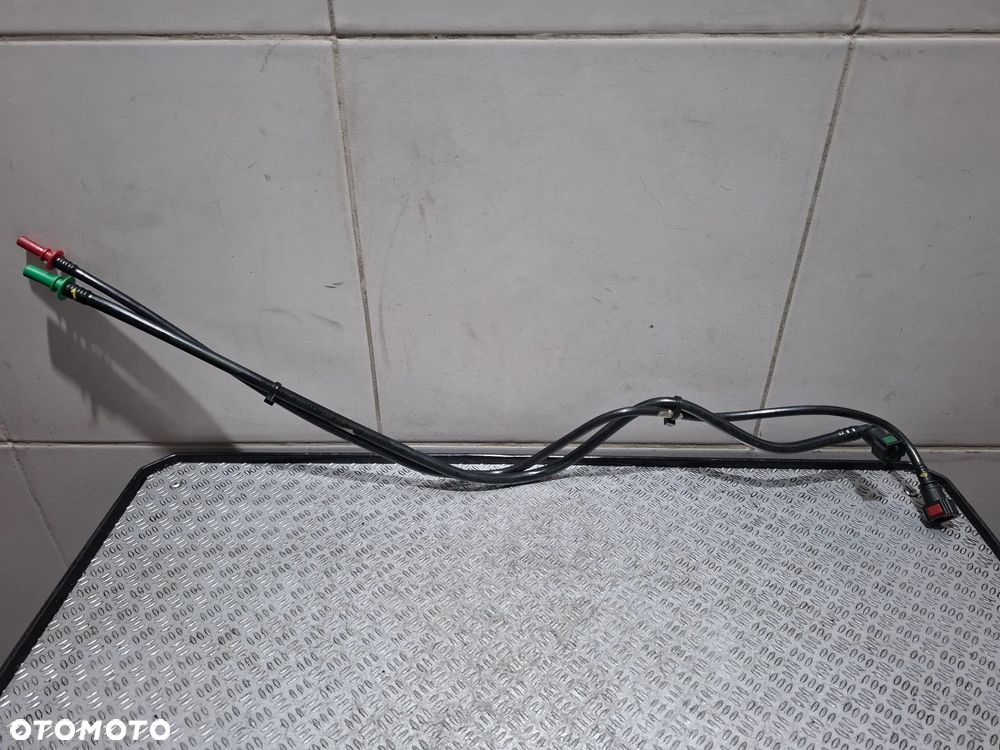 Przewód paliwa Renault Master III 2,3 DCI nr 8200731131 komplet - 2
