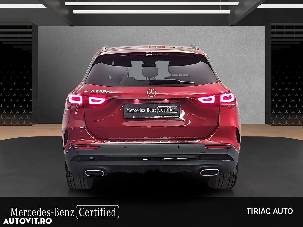 Mercedes-Benz GLA - 5