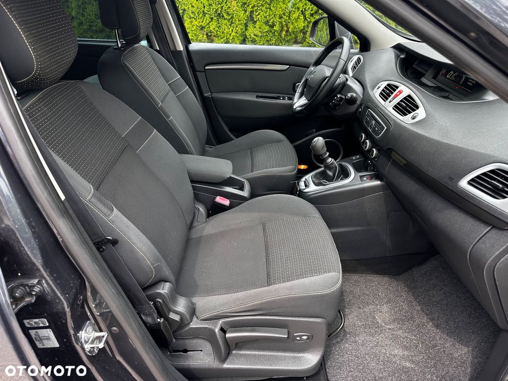 Renault Scenic 1.6 16V 110 Dynamique - 28