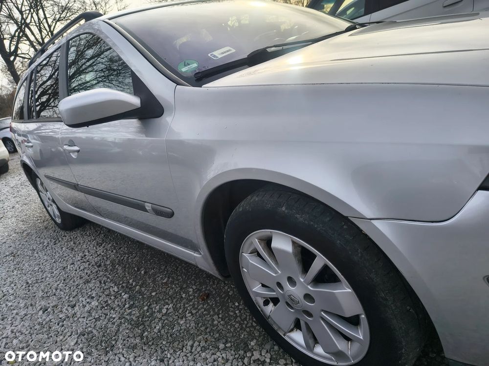 Renault Laguna 2.0 Pack Authentique - 13