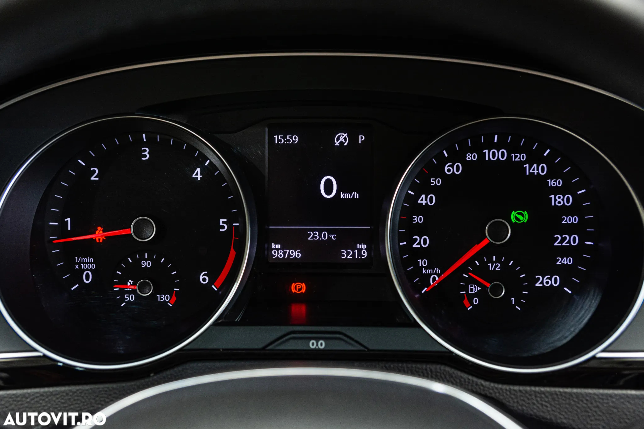 Volkswagen Passat 2.0 TDI DSG Highline - 22