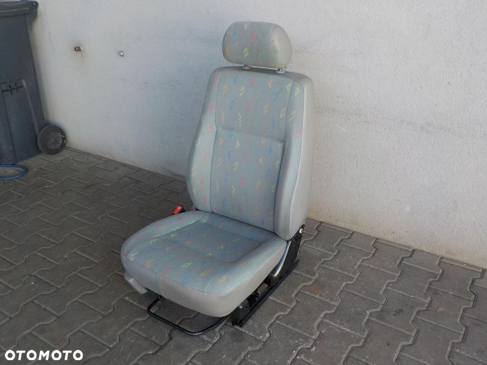 VW T5 FOTEL SIEDZENIE KIEROWCY INKA - 2