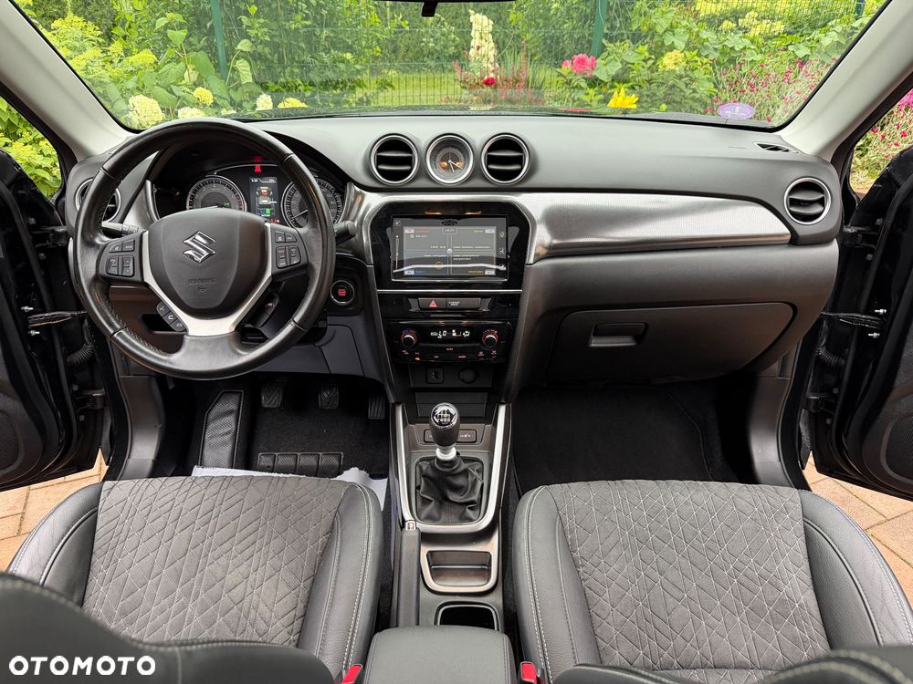 Suzuki Vitara 1.4 Boosterjet Hybrid Comfort+ "SHINKAI" - 6
