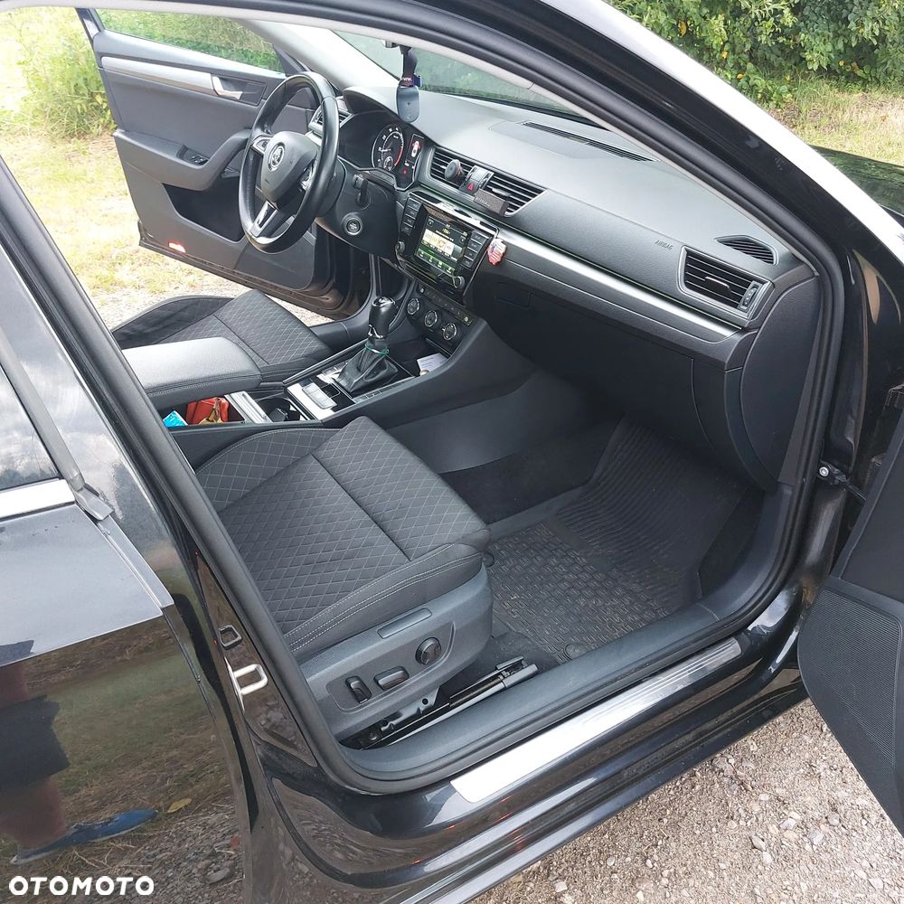 Skoda Superb 2.0 TSI Style DSG - 7