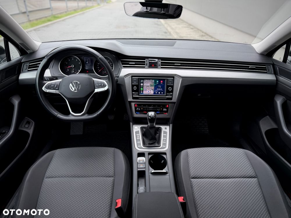 Volkswagen Passat 1.5 TSI EVO Business - 6