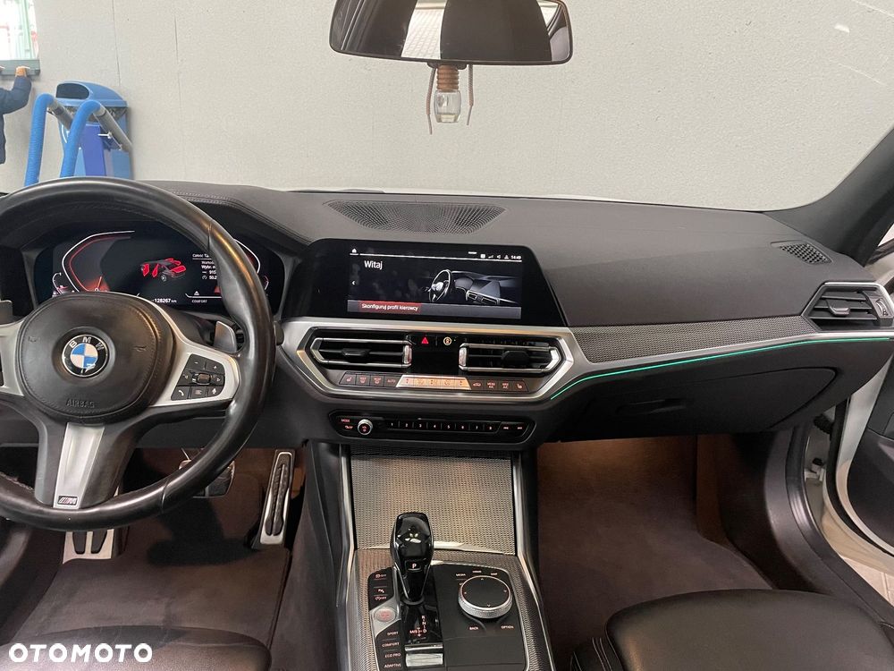BMW Seria 3 320d Edition M Sport Shadow - 9
