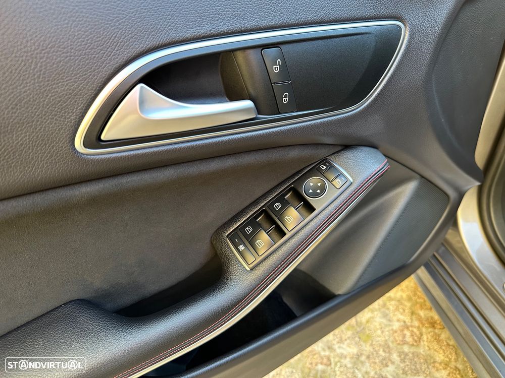 Mercedes-Benz CLA 180 d Shooting Brake AMG Line Aut. - 19