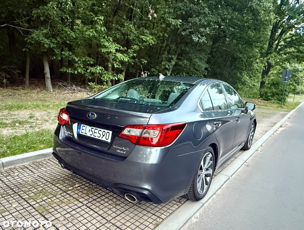 Subaru Legacy - 2