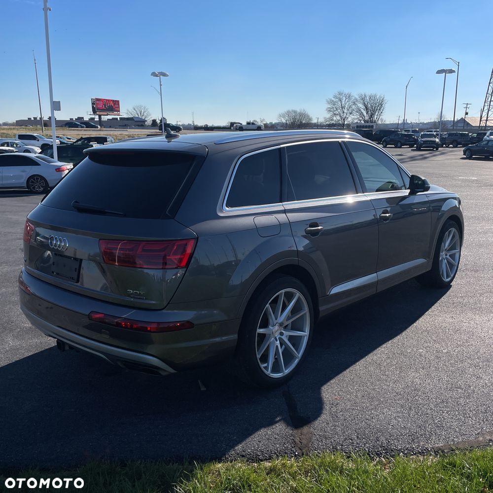 Audi Q7 - 5