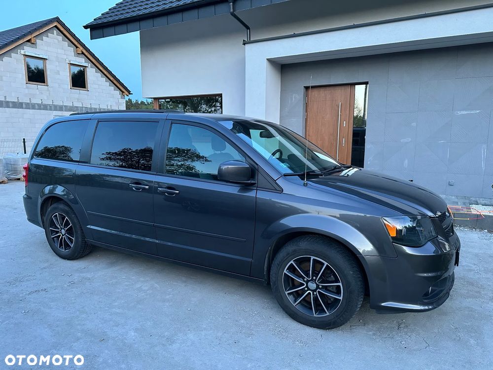 Dodge Grand Caravan 3.6 R/T - 3