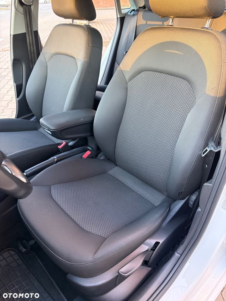 Audi A1 Sportback 1.0 TFSI S tronic - 13