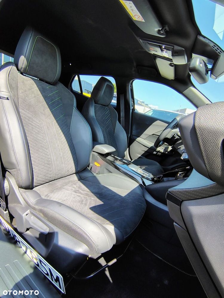 Peugeot 2008 - 10