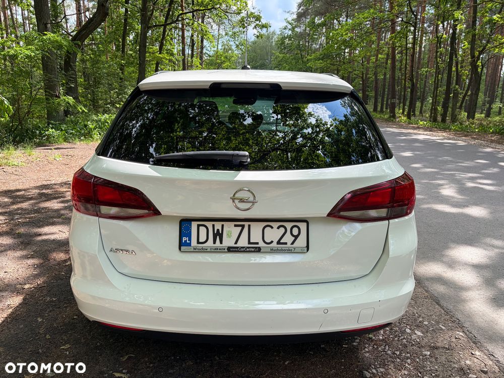 Opel Astra 1.2 T Edition S&S - 9