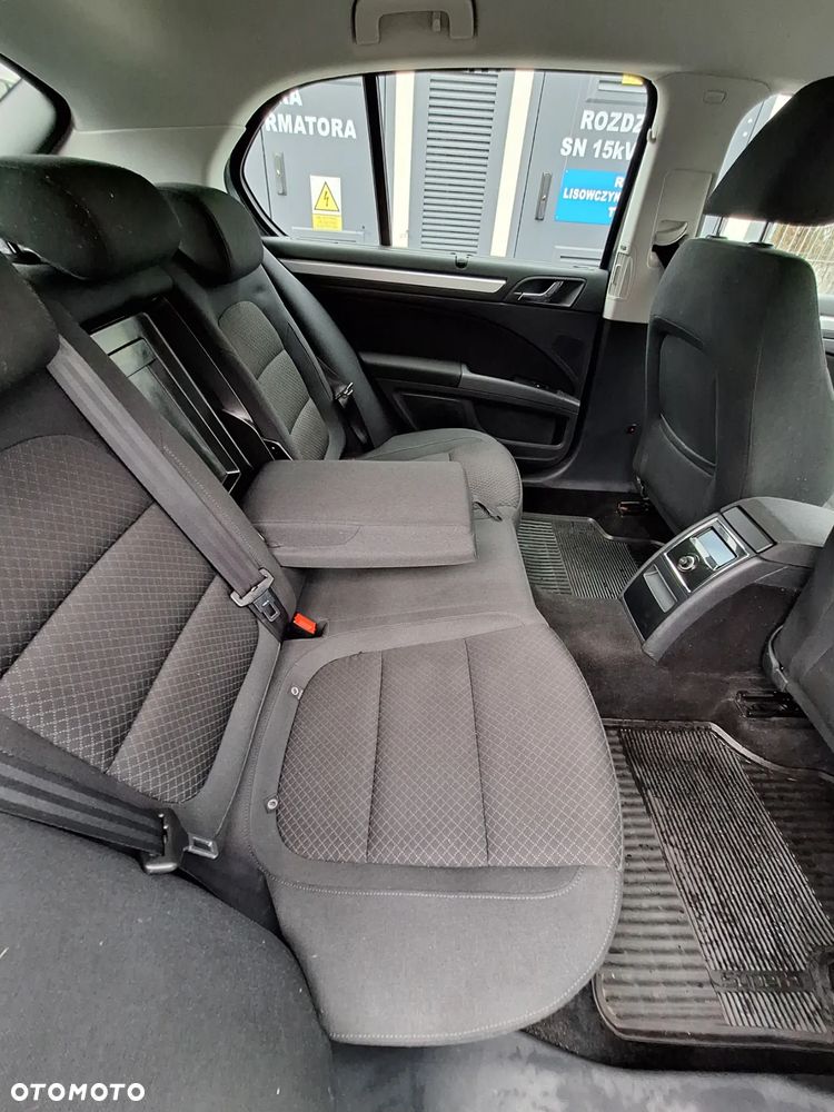 Skoda Superb 1.8 TSI Ambition - 27