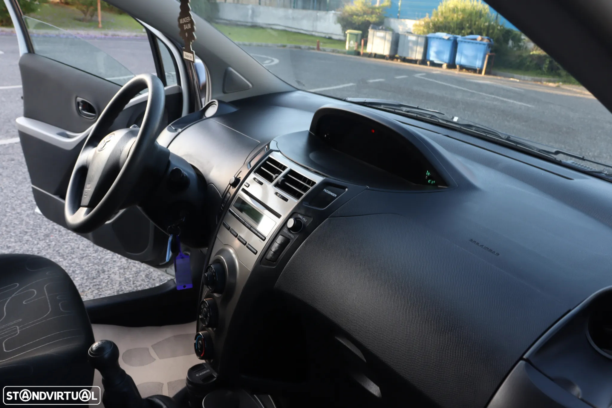 Toyota Yaris 1.0 VVT-i Comfort - 17