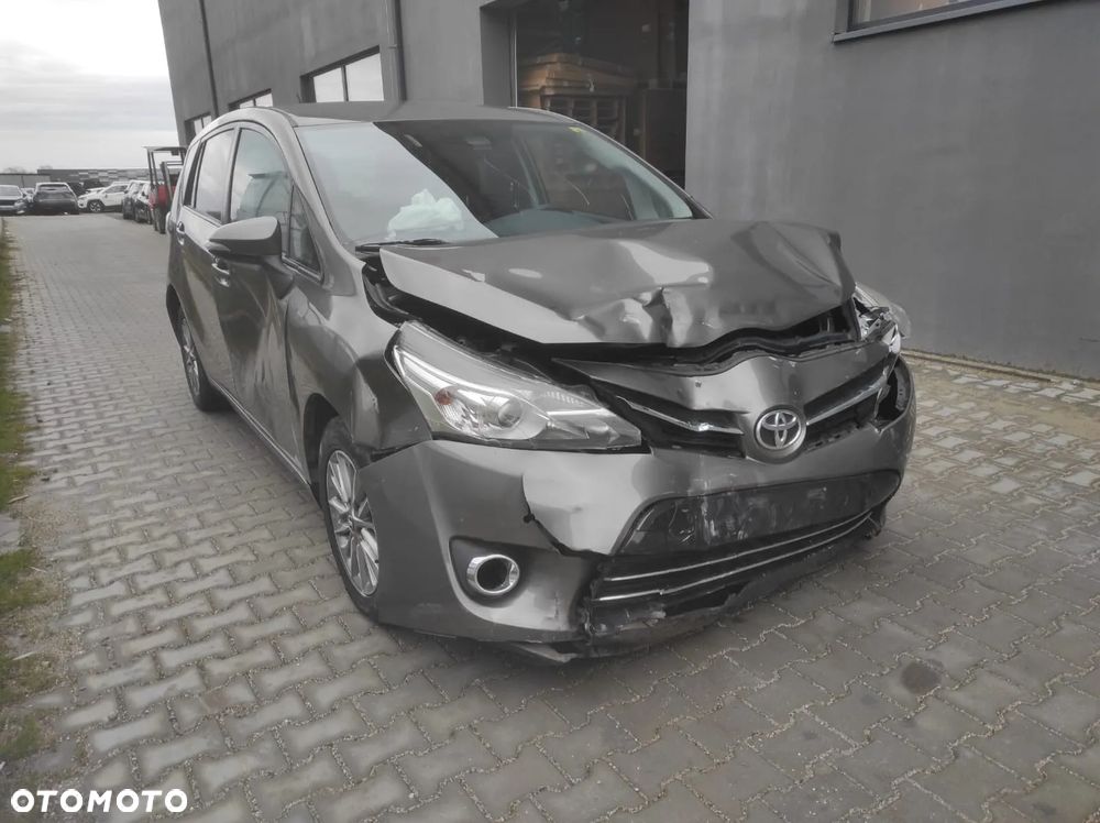 Toyota Verso 1.6 D-4D 5-Sitzer Start/Stop Comfort - 2