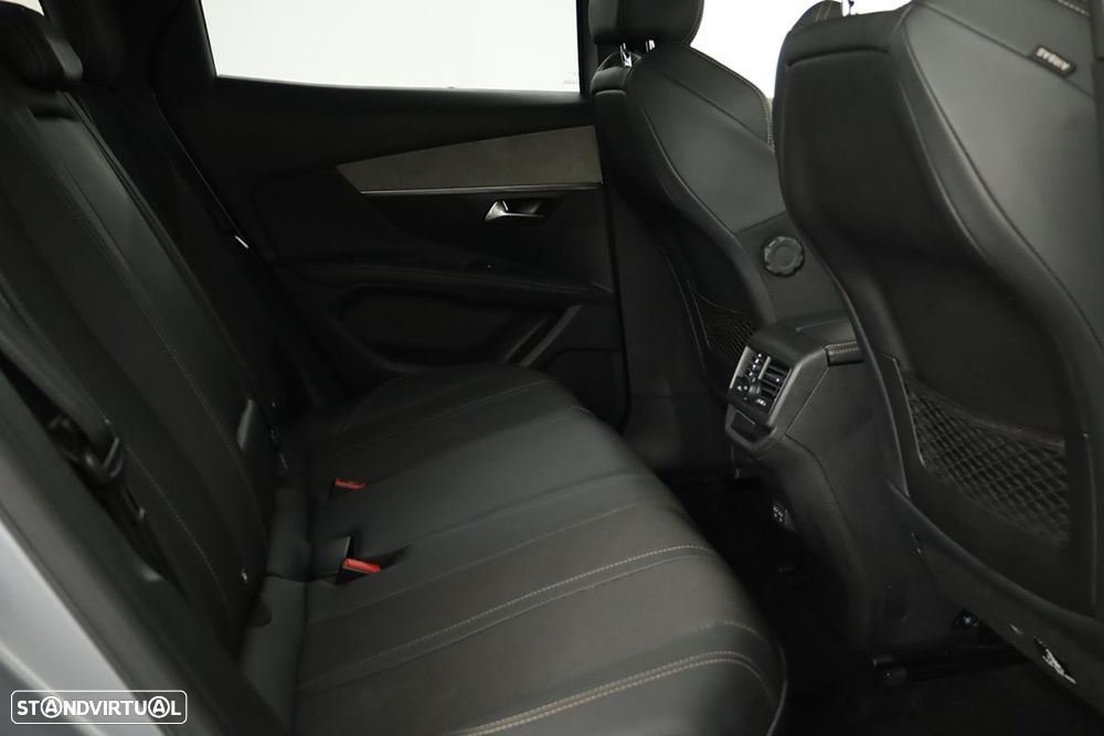 Peugeot 3008 1.2 Hybrid Allure e-DCS6 - 23