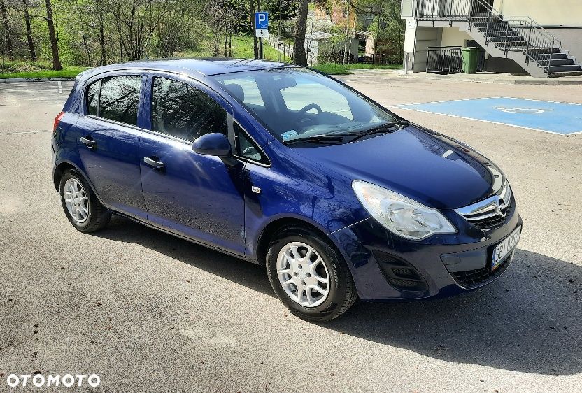 Opel Corsa 1.2 16V Essentia - 1