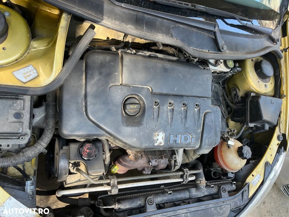 Dezmembrez Opel Zafira 2007 negru CDTI - 3