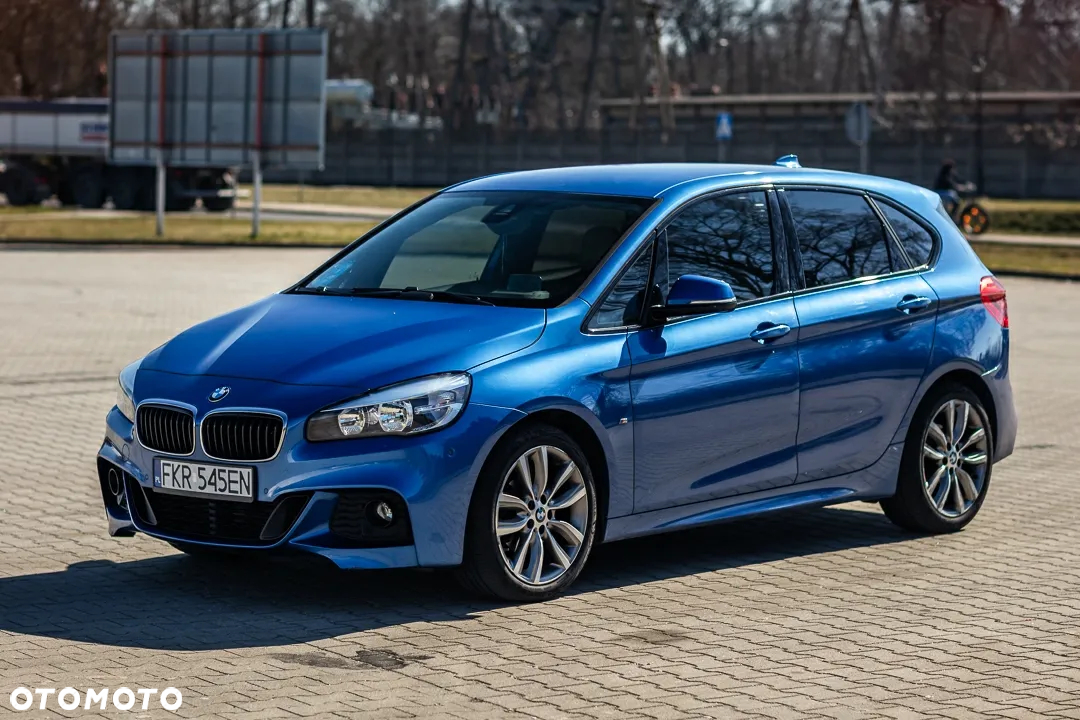 BMW Seria 2 218d - 9