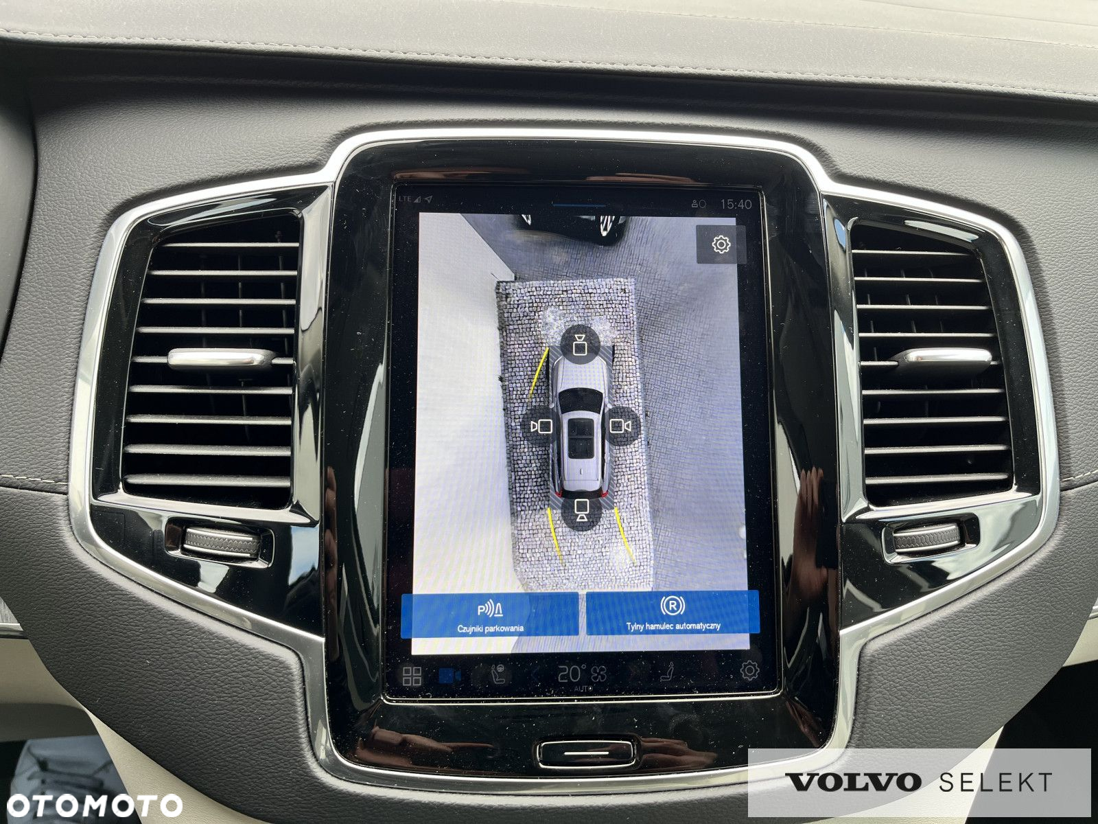Volvo XC 90 - 18