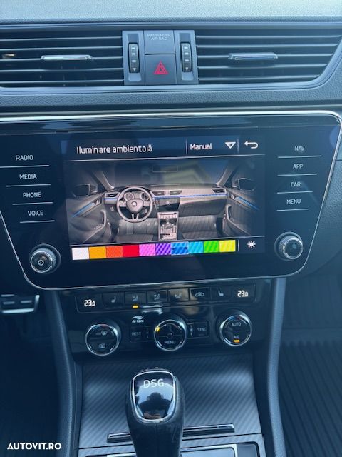 Skoda Superb 2.0 TDI DSG Sportline - 14