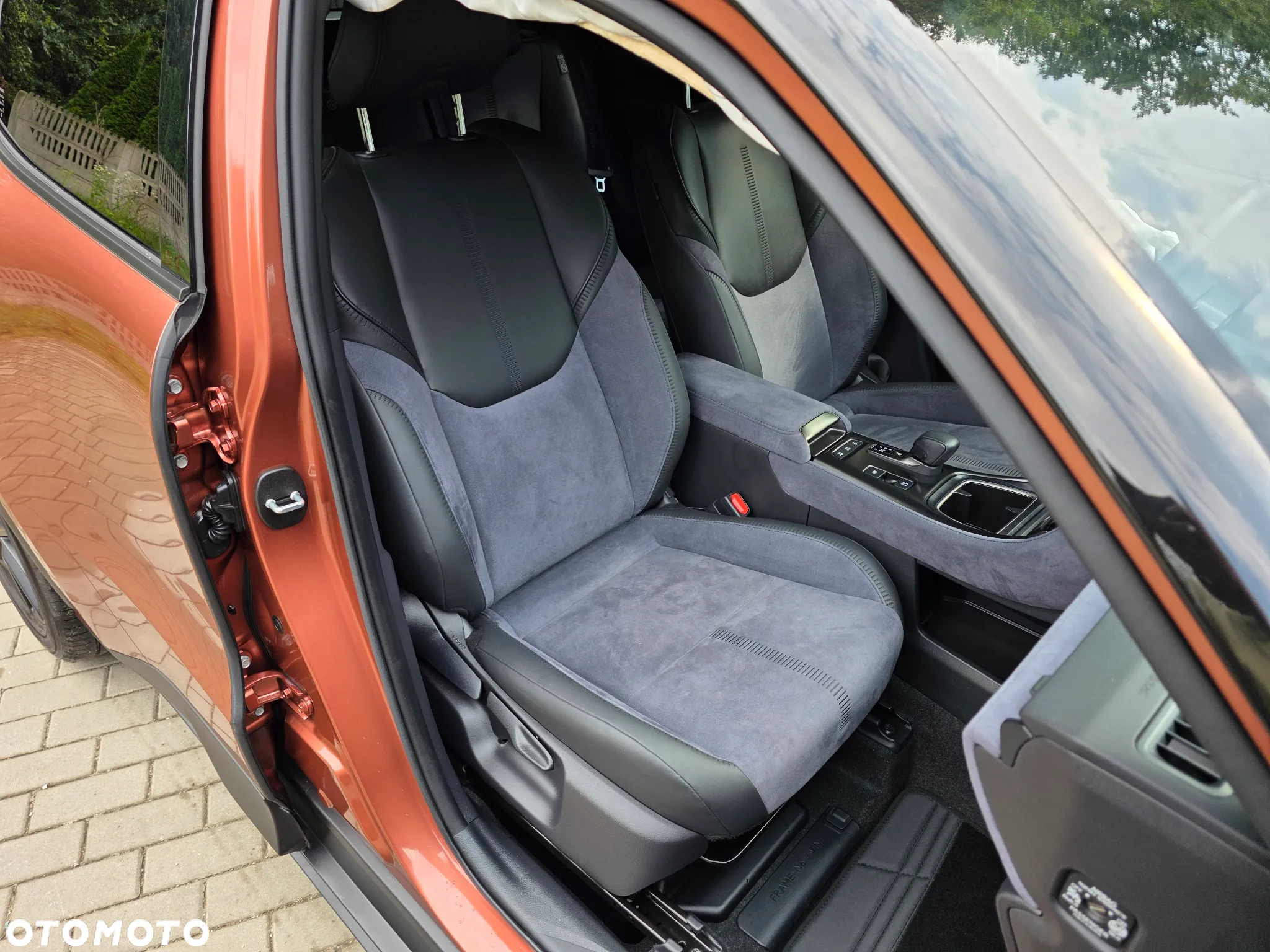 Lexus LBX - 16