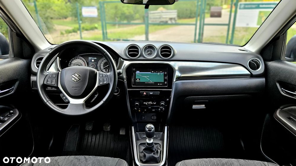 Suzuki Vitara 1.4 Boosterjet Comfort - 35