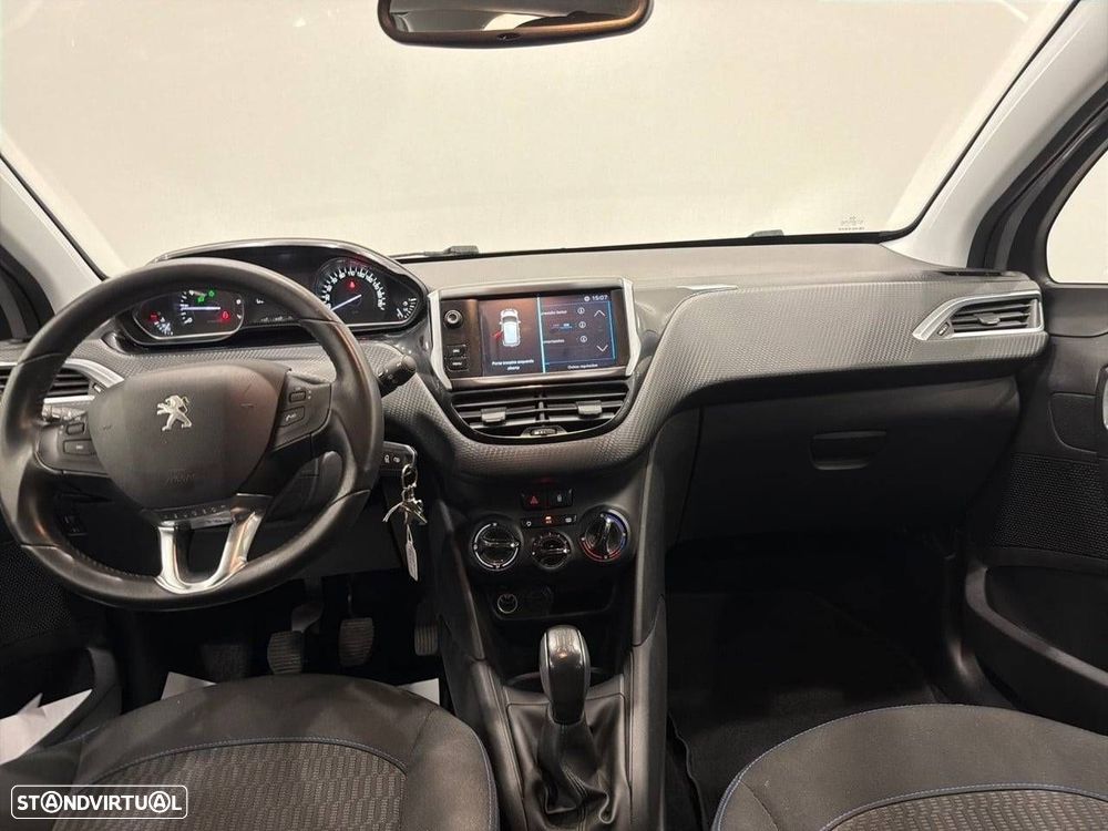 Peugeot 208 1.2 PureTech Style - 8