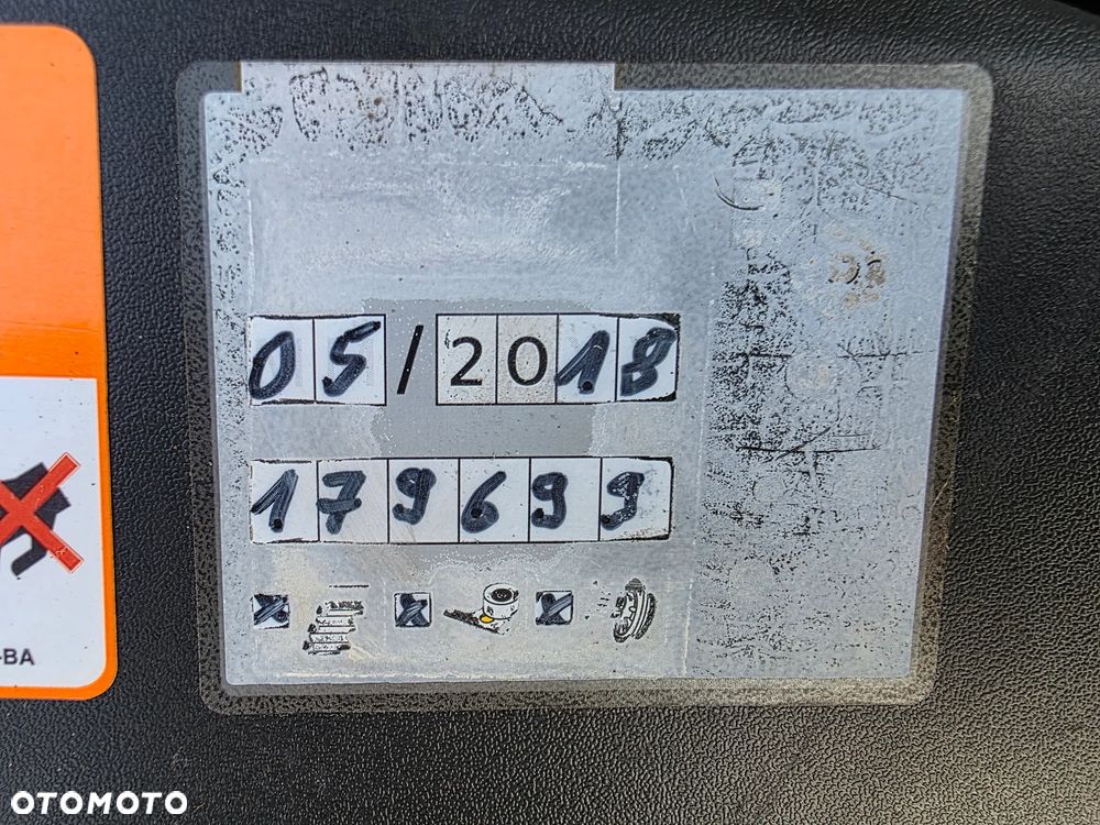 Ford Focus SW 1.6 Turnier Futura - 18